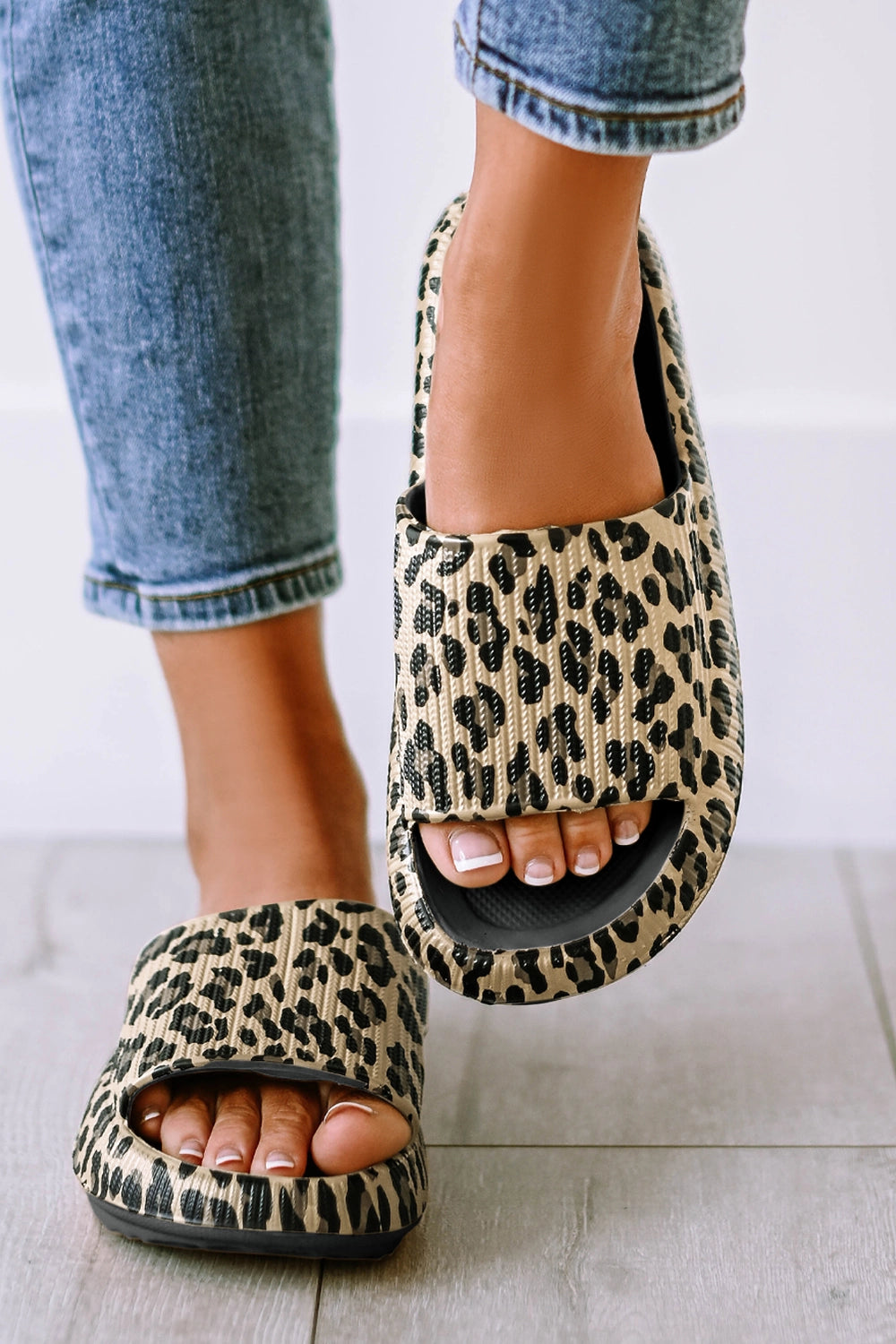 Leopard Slides