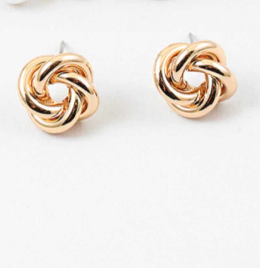 Knot Earrings